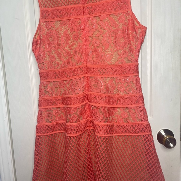 Coral sleeveless Venus dress - Picture 6 of 6